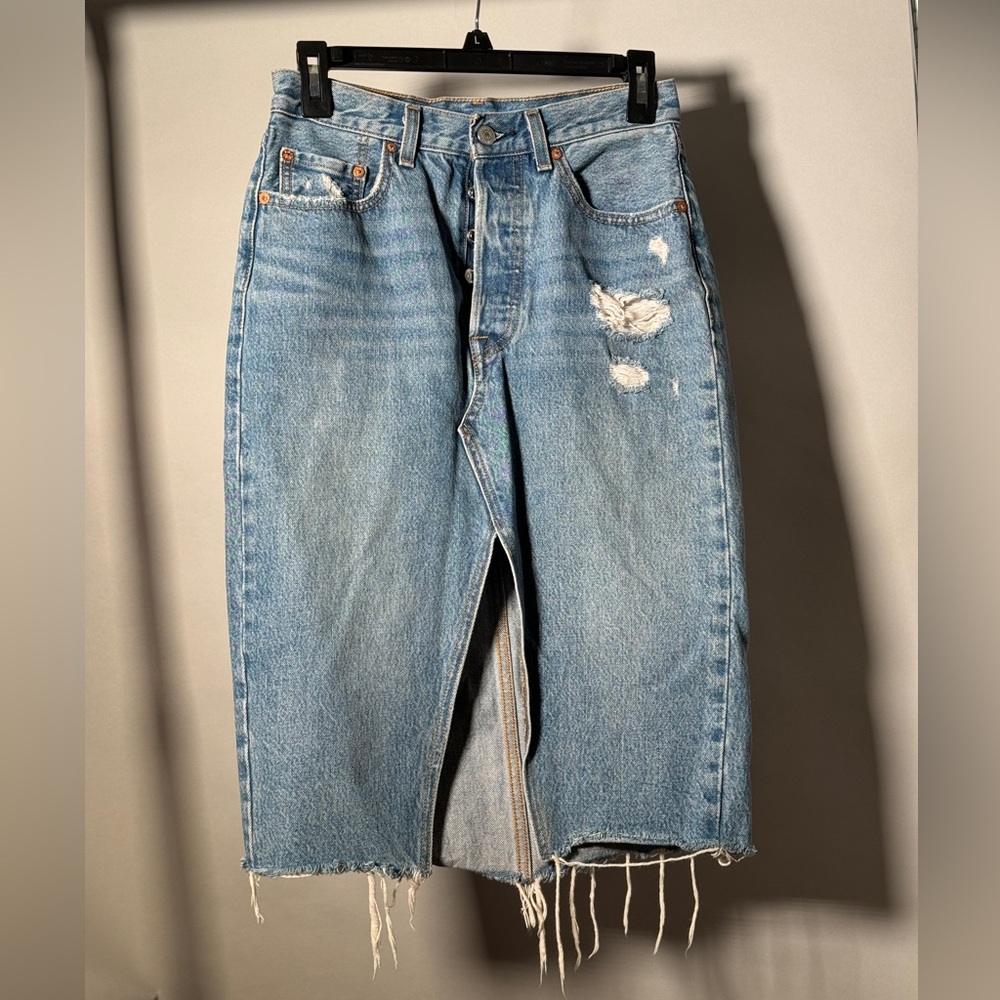 Levi’s Denim Skirt Size 26